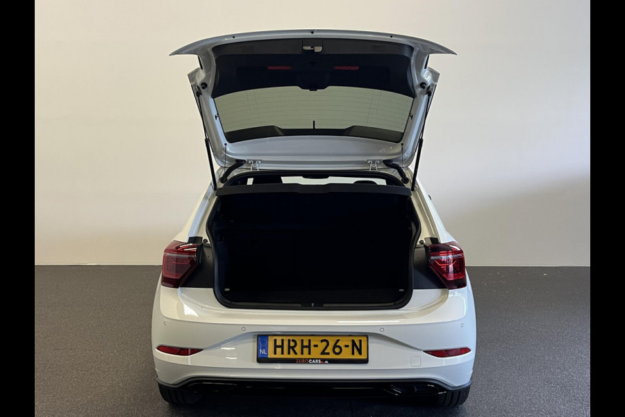 Volkswagen Polo 1.0 TSI DSG R-Line Black Pack Navigatie Apple Carplay/Android Auto Adaptive Parkeersensoren Stoelverwarming Virtual Cockpit Ledverlichting Climate Control
