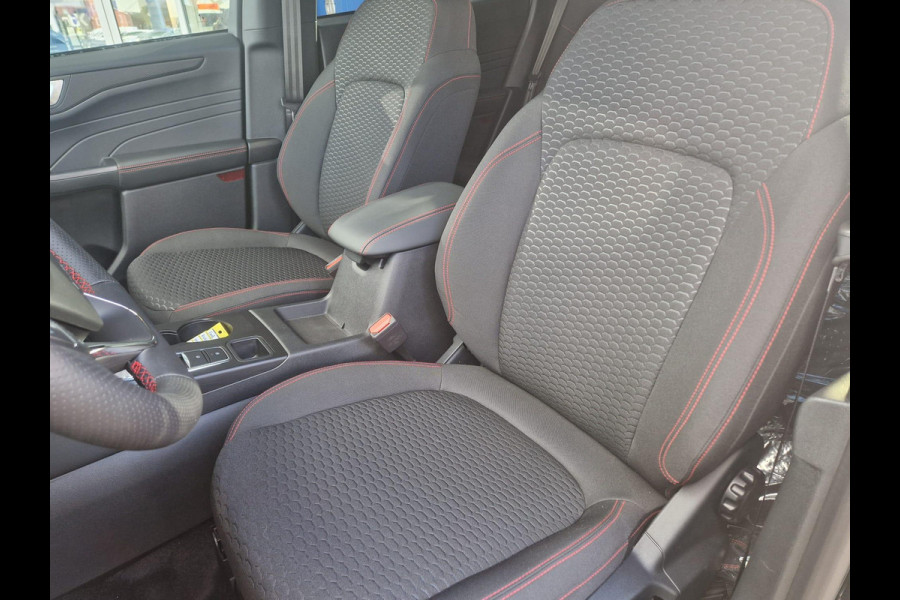 Ford Kuga 2.5 PHEV ST-Line | 243pk Voorraad Auto ! Winterpack | Wegklapbare Trekhaak | 2.100kg Trekgewicht