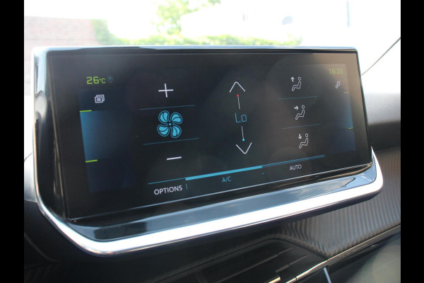 Peugeot e-2008 EV Allure 50 kWh Climate control Navigatie Cruise control LED Parkeersensoren voor + achter Apple Carplay/ Android Auto