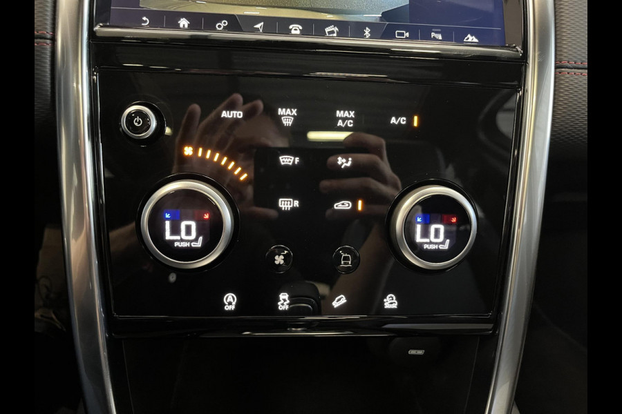 Land Rover Discovery Sport P200 2.0 R-Dynamic S | Leder | Panorama dak | Navigatie | 19"Lichtmetalen velgen | Camera | Parkeer sensoren | Blackpack