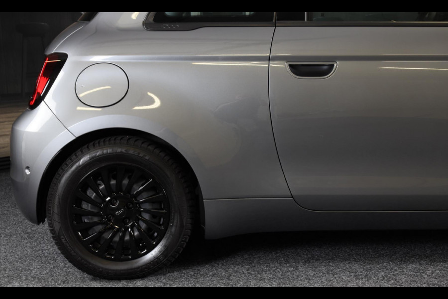 Fiat 500 42 kWh / AUT / Navi / Cruise Control / Camera / Dode Hoek Detectie / Led / Pdc