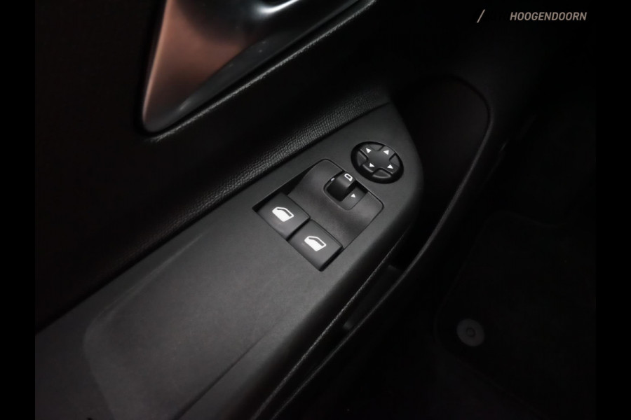 Opel CORSA-E Edition 50 kWh Sport 136PK (APPLE CARPLAY,NAVIGATIE,DIGITAAL DISPLAY,LED,CAMERA,PARKEERSENSOR,TOPCONDITIE)