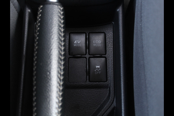 Toyota Yaris 1.5 Hybrid Dynamic CLIMATE | CRUISE | LED | CAMERA | CARPLAY | KEYLESS