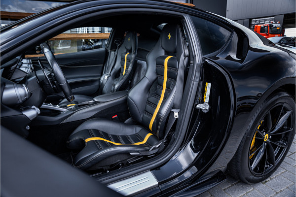 Ferrari 812 6.5 V12 Superfast HELE - Racing seats l Passenger display l JBL