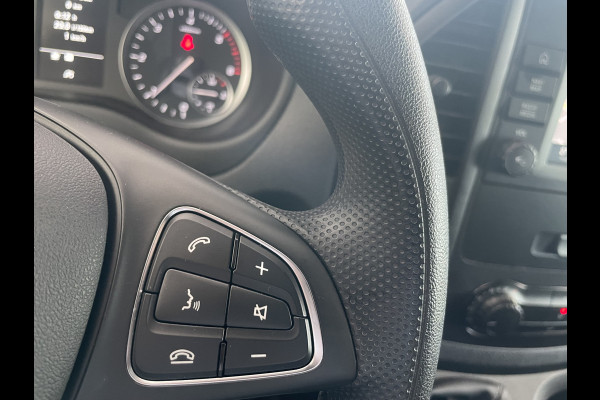 Mercedes-Benz Vito 114 CDI Extra Lang Airco - Cruise control - Navigatie full map - Achteruitrijcamera - Zijschuifdeur rechts - Parkeersensoren voor en achter - Trekhaak - Aluminium trap - zeer nette bus