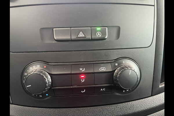 Mercedes-Benz Vito 114 CDI Extra Lang Airco - Cruise control - Navigatie full map - Achteruitrijcamera - Zijschuifdeur rechts - Parkeersensoren voor en achter - Trekhaak - Aluminium trap - zeer nette bus