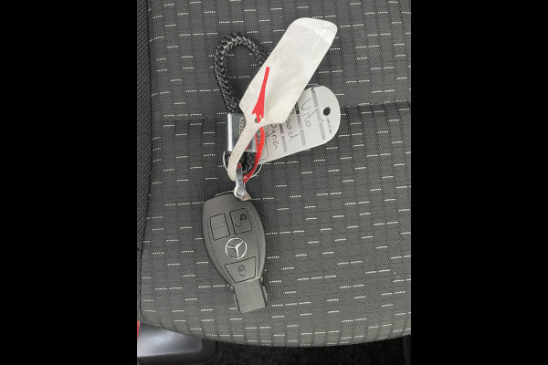 Mercedes-Benz Vito 114 CDI Extra Lang Airco - Cruise control - Navigatie full map - Achteruitrijcamera - Zijschuifdeur rechts - Parkeersensoren voor en achter - Trekhaak - Aluminium trap - zeer nette bus