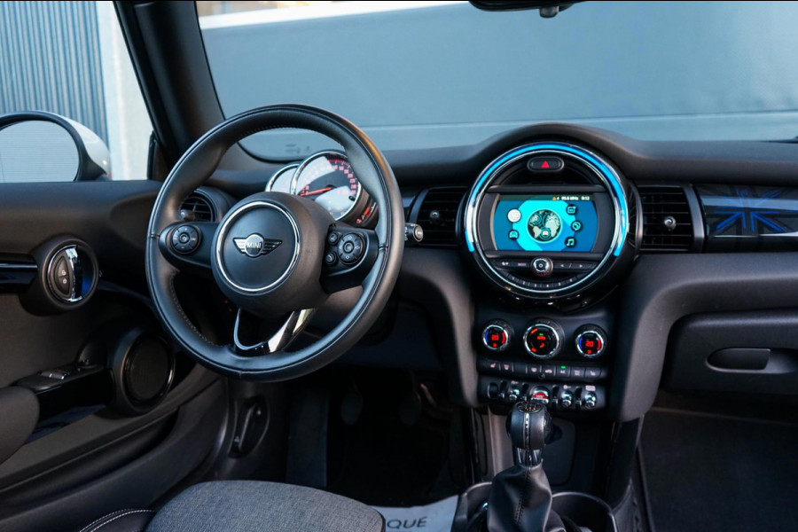 MINI Cooper S 2.0 Chili Panorama, Union-jack LED Achter, Parkeersensoren, LED, Sportstoelen, Cruisecontrol, 17 inch LM Velgen