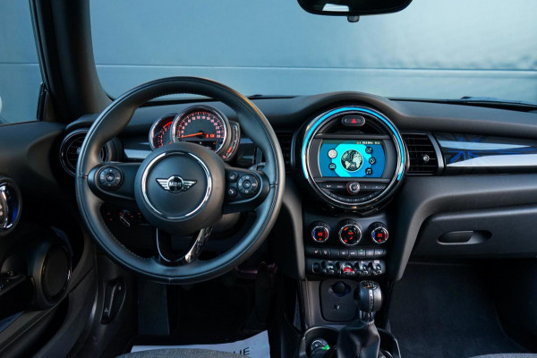 MINI Cooper S 2.0 Chili Panorama, Union-jack LED Achter, Parkeersensoren, LED, Sportstoelen, Cruisecontrol, 17 inch LM Velgen