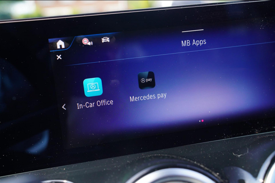 Mercedes-Benz EQB 250+ Essential Line 71 kWh | Trekhaak | LuxeLeder | Spoorassistent | DAB+ | Applecarplay | Stoelverwarming | CAM