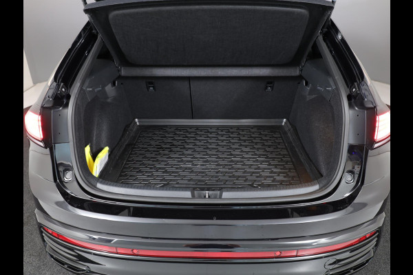 Volkswagen Taigo 1.0 TSI R-Line 116 pk Automaat (DSG) | Verlengde garantie | Navigatie via App | Parkeersensoren | LED koplampen | Black Style pakket | R-Line |