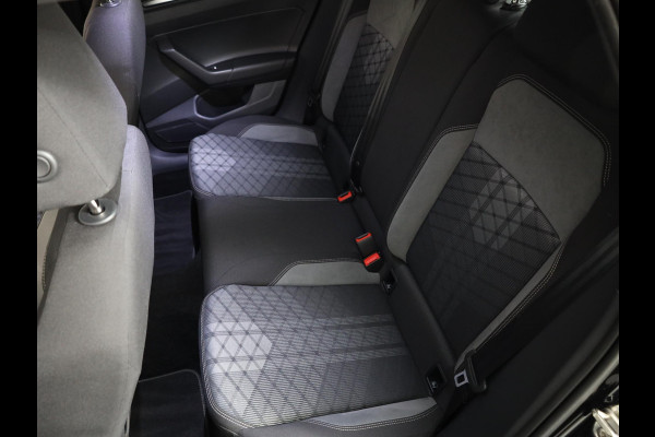 Volkswagen Taigo 1.0 TSI R-Line 116 pk Automaat (DSG) | Verlengde garantie | Navigatie via App | Parkeersensoren | LED koplampen | Black Style pakket | R-Line |