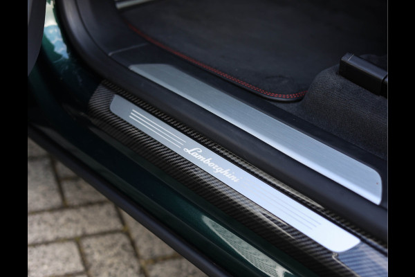 Lamborghini Urus 4.0 V8 | Carbon - ADAS - Pano - B&O - Massage