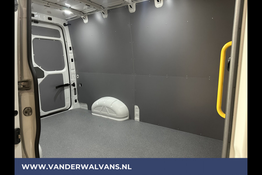Volkswagen Crafter 2.0 TDI 141pk L3H3 L2H2 Euro6 Airco | Camera | Apple Carplay | Cruisecontrol Android Auto