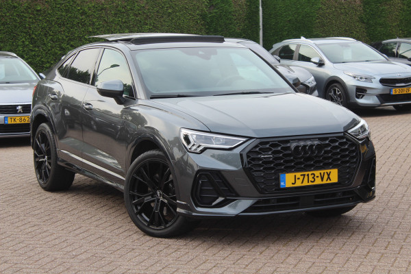 Audi Q3 Sportback 45 TFSI quattro edition one / Trekhaak / Panoramadak / Camera / Leder / 20'' / Matrix LED / Navigatie / Stoelverwarming / DAB / ACC