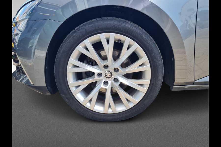 Škoda Superb Combi 1.4 TSI iV Business Edition Plus PHEV | trekhaak wegklapbaar