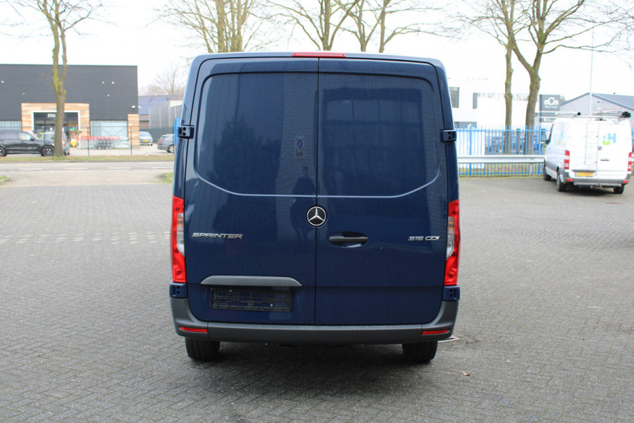 Mercedes-Benz Sprinter 315 CDI L2H1 RWD Camera, Apple Carplay / Android Auto