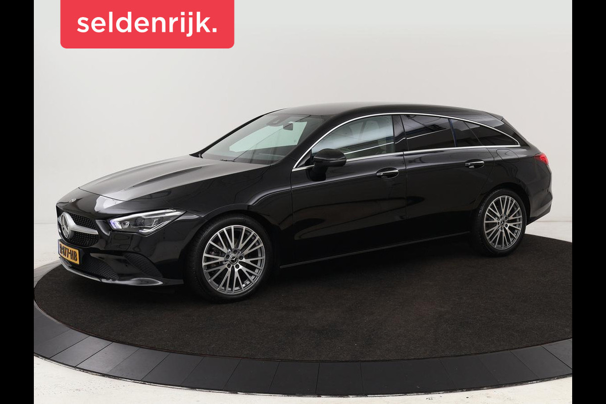 Mercedes-Benz CLA-Klasse Shooting Brake 180 Luxury Line | Camera | Leder | Sfeerverlichting | Stoelverwarming | Adaptive cruise | Navigatie | LED Mercedes-Benz CLA-Klasse Shooting Brake 180 Luxury Line | Camera | Leder | Sfeerverlichting | Stoelverwarming | Adaptive cruise | Navigatie | LED