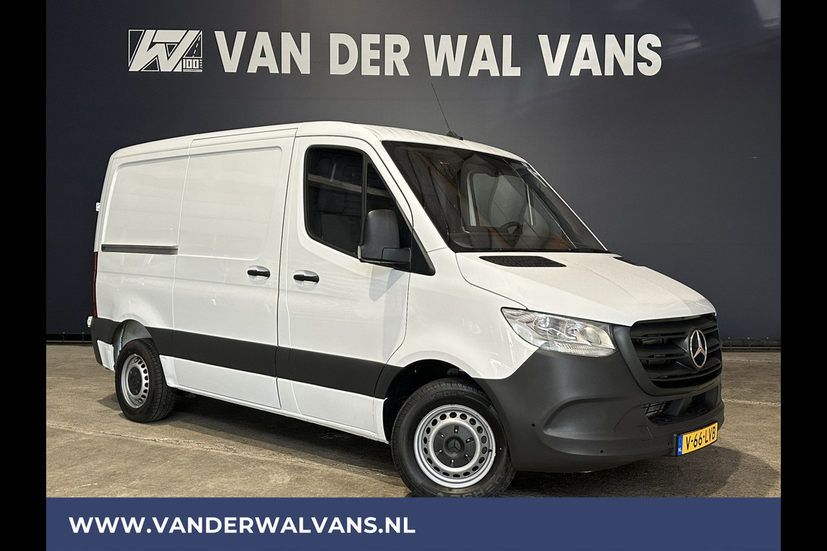 Mercedes-Benz Sprinter 215 CDI 150pk L1H1 Euro6 Airco | Camera | Apple Carplay | Android Auto Mbux, Parkeersensoren, Bijrijdersbank Mercedes-Benz Sprinter 215 CDI 150pk L1H1 Euro6 Airco | Camera | Apple Carplay | Android Auto Mbux, Parkeersensoren, Bijrijdersbank