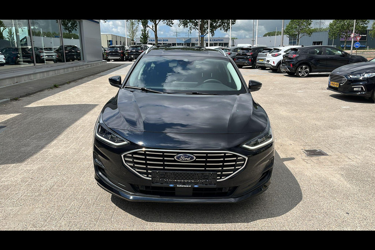 Ford FOCUS Wagon 1.0 EcoBoost Hybrid Titanium 125 pk | Winterpack | Full LED | SYNC 4 Navigatie | Draadloos Apple Carplay/Android auto | 16 inch Licht metaal Ford FOCUS Wagon 1.0 EcoBoost Hybrid Titanium 125 pk | Winterpack | Full LED | SYNC 4 Navigatie | Draadloos Apple Carplay/Android auto | 16 inch Licht metaal