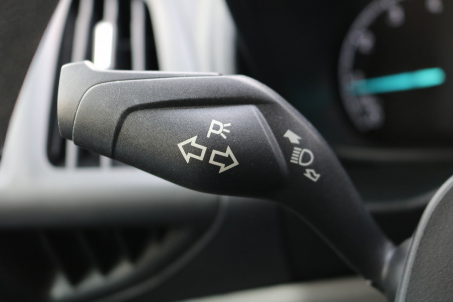 Ford Transit Connect 1.0 Ecoboost L2 Trend Airco Navigatie Camera
