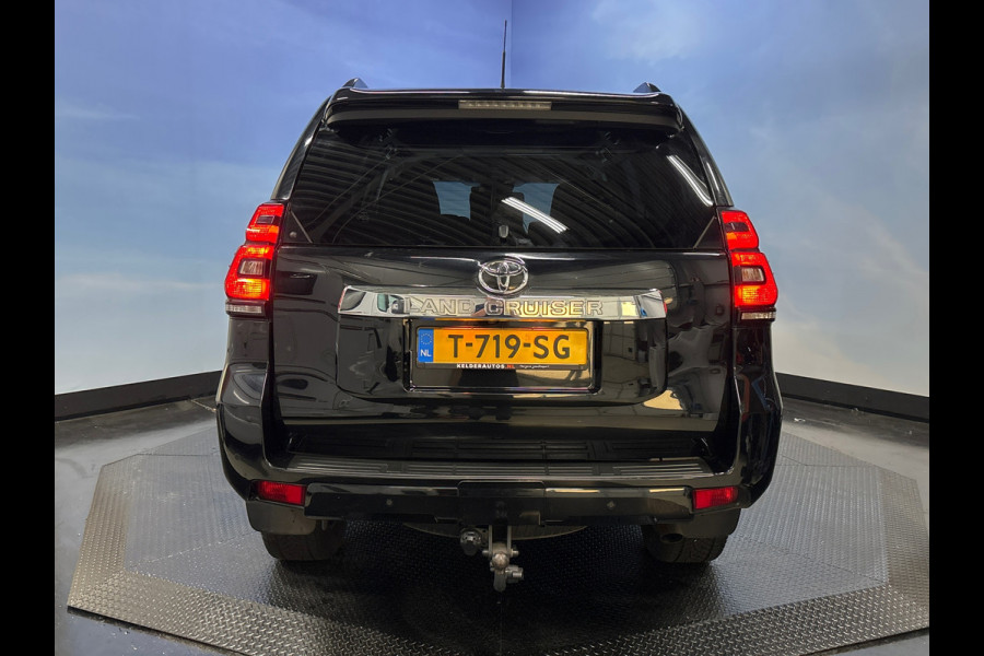 Toyota Land Cruiser 150 EXECUTIVE!! 5-peroons Bomvol!!