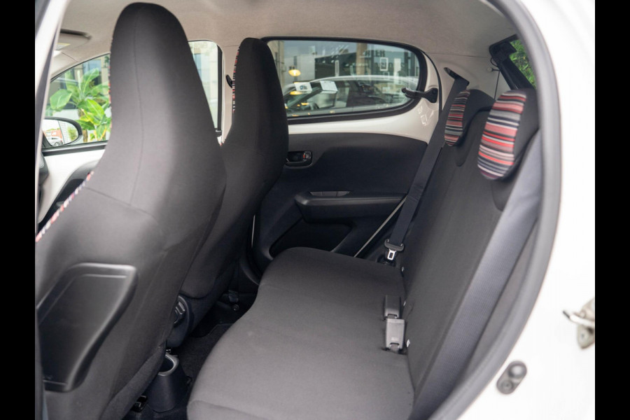 Citroën C1 1.0 VTi Feel / DAB+ / Bleutooth / Speedlimiter / Getint glas / Airco