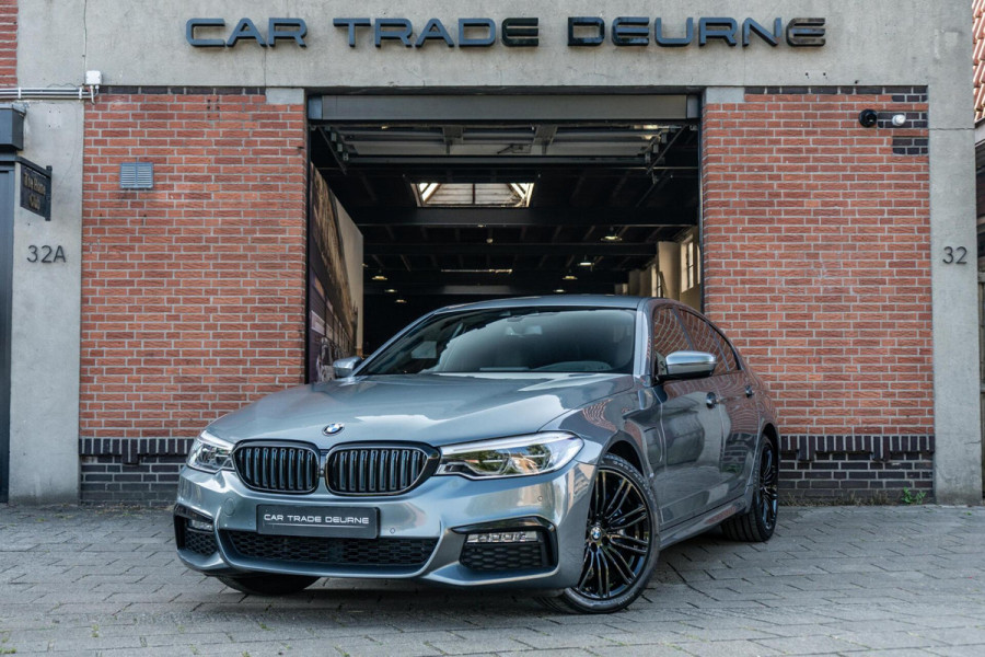 BMW 5 Serie 530e High Executive M-Sport 360 / HUD / B&W