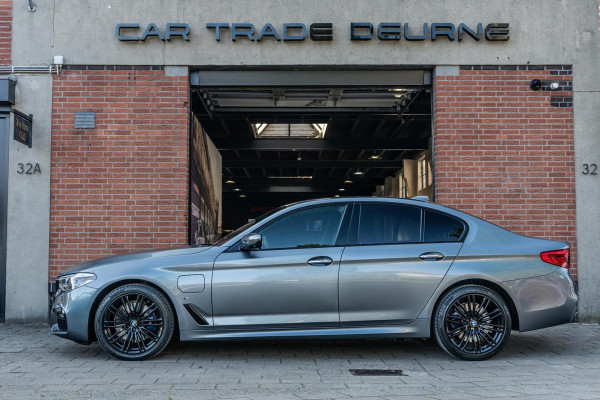 BMW 5 Serie 530e High Executive M-Sport 360 / HUD / B&W