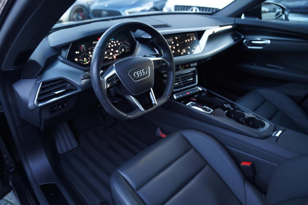 Audi e-tron GT GT 93 kWh | Panorama | Luxe Leder | Camera | Head up Display | Lane assist | Dealer onderhouden | 2e eig | incl btw