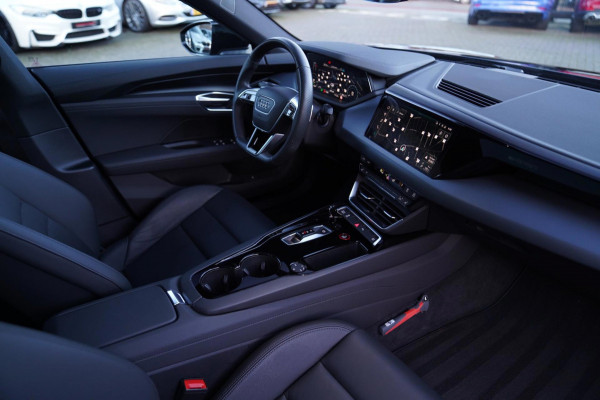 Audi e-tron GT GT 93 kWh | Panorama | Luxe Leder | Camera | Head up Display | Lane assist | Dealer onderhouden | 2e eig | incl btw