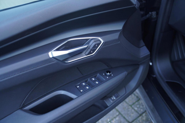 Audi e-tron GT GT 93 kWh | Panorama | Luxe Leder | Camera | Head up Display | Lane assist | Dealer onderhouden | 2e eig | incl btw