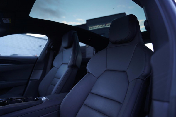Audi e-tron GT GT 93 kWh | Panorama | Luxe Leder | Camera | Head up Display | Lane assist | Dealer onderhouden | 2e eig | incl btw