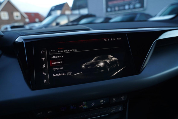 Audi e-tron GT GT 93 kWh | Panorama | Luxe Leder | Camera | Head up Display | Lane assist | Dealer onderhouden | 2e eig | incl btw