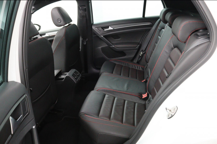 Volkswagen Golf 2.0TSI GTI *PANO*LEER*ACC*LED*DCC*KEYLESS*CAM*NAVI