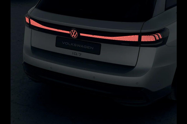 Volkswagen ID.7 Tourer Pro Business 77 kWh accu, 210 kW / 286 pk Variant