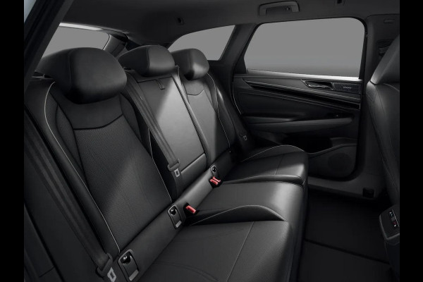 Volkswagen ID.7 Tourer Pro Business 77 kWh accu, 210 kW / 286 pk Variant