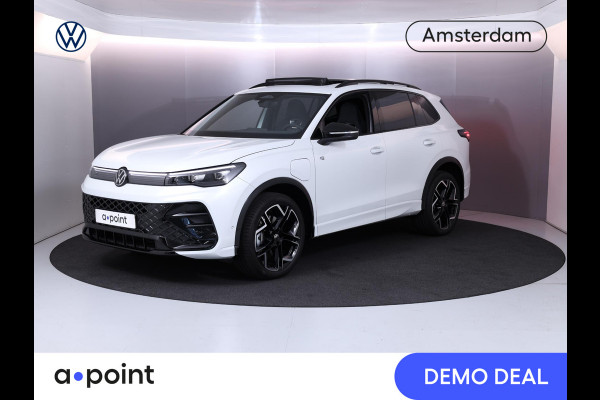Volkswagen Tiguan R-Line-Edition 1.5 eHybrid 200 kW / 272 pk SUV 6 v Panoramadak | Navigatie | Parkeersensoren | Camera