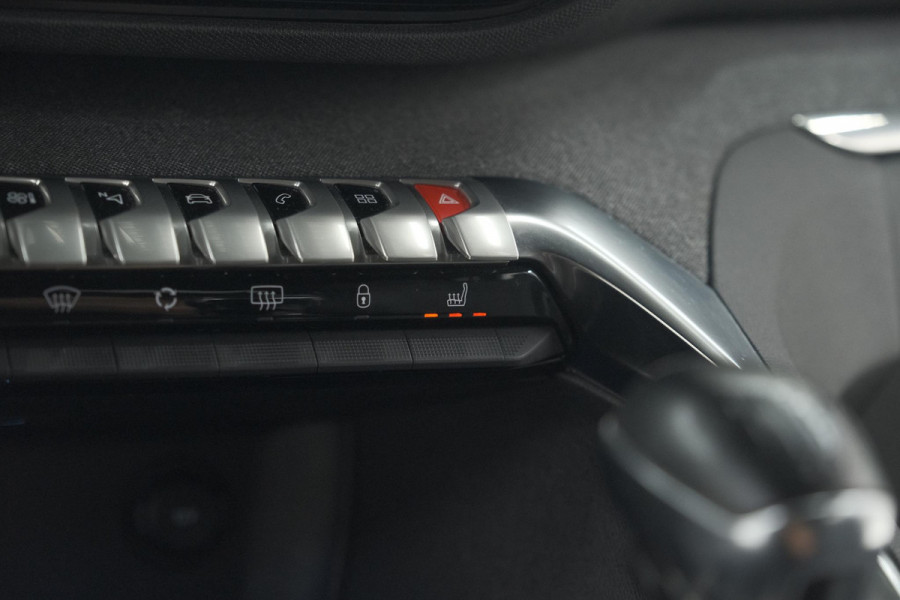 Peugeot 3008 PureTech 130 Allure Pack Business | Camera | Elektrische Kofferklep | Dodehoekdetectie | Apple Carplay