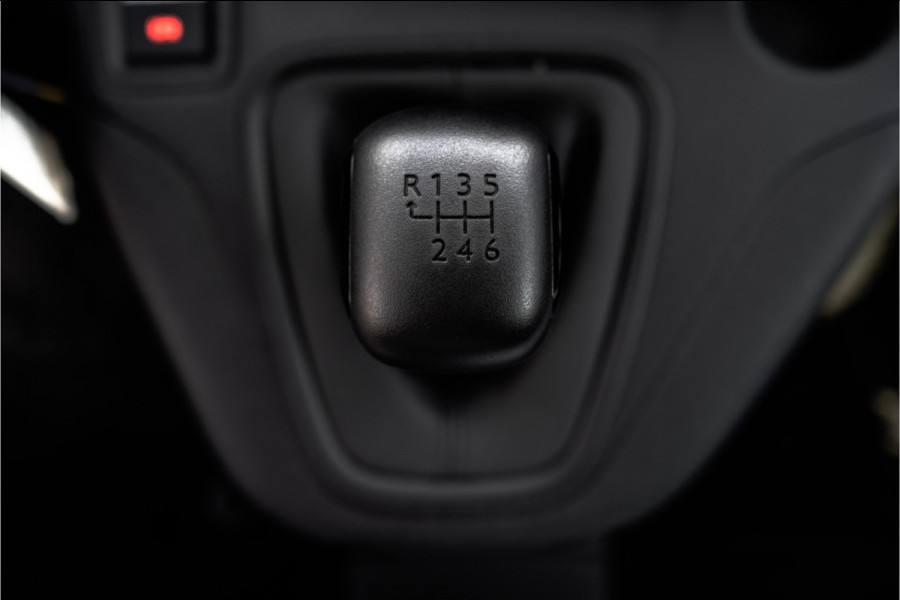 Peugeot Partner 1.5 BlueHDi L2H1 | CarPlay | Navigatie | Cruise | 3-Zits | Airco | PDC | Euro 6
