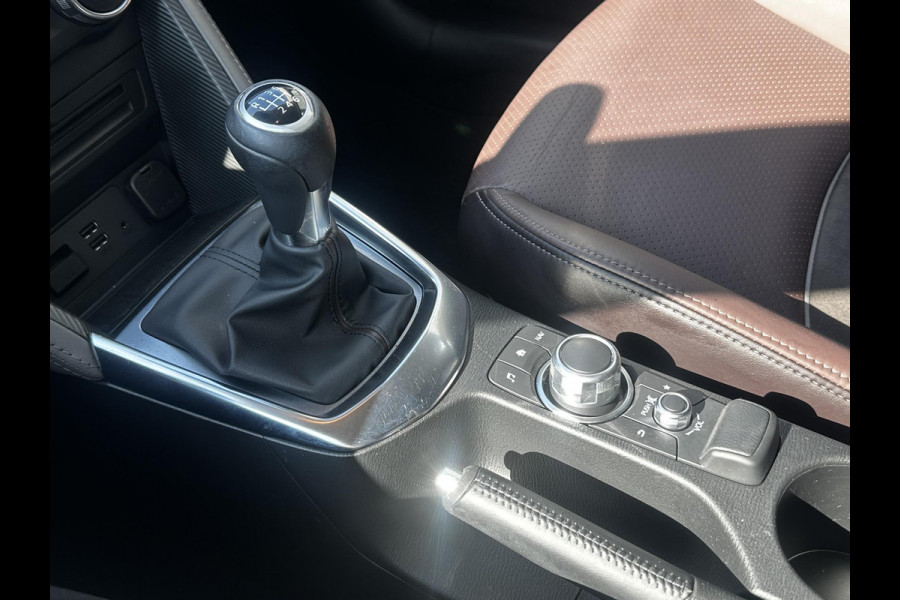 Mazda CX-3 2.0 SkyActiv-G 120 GT-Luxury | NAVIGATIE SYSTEEM | ACHTERUITRIJ CAMERA | KEYLESS ENTRY | STOELVERWARMING | LEDER | CLIMATE CONTROL | CRUISE CONTROL | 18 INCH | Mazda CX-3 2.0 SkyActiv-G 120 GT-Luxury | NAVIGATIE SYSTEEM | ACHTERUITRIJ CAMERA | KEYLESS ENTRY | STOELVERWARMING | LEDER | CLIMATE CONTROL | CRUISE CONTROL | 18 INCH |