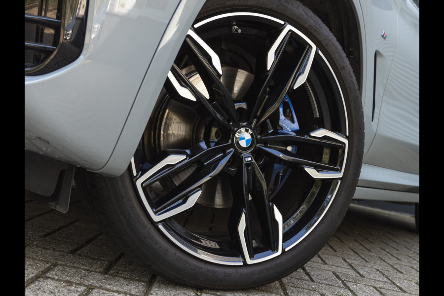 BMW X4 M40i - Pano - Trekhaak - Driving Ass Prof - Head-up - Harman Kardon