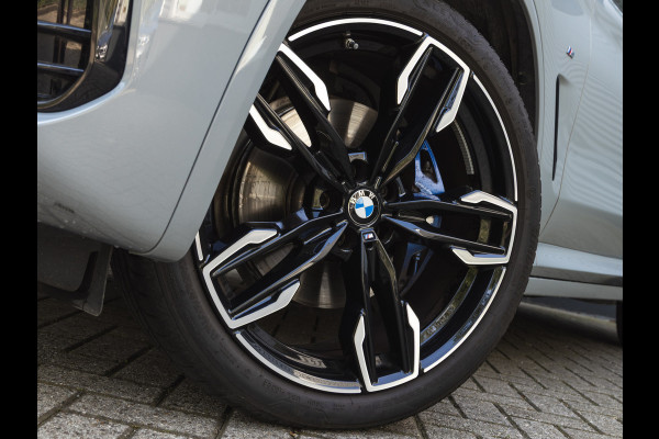 BMW X4 M40i - Pano - Trekhaak - Driving Ass Prof - Head-up - Harman Kardon