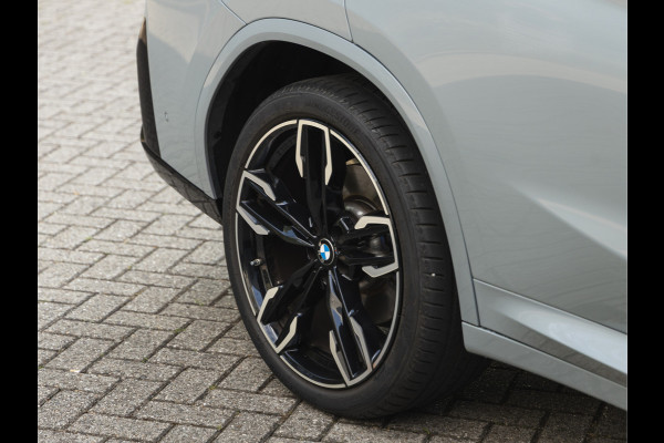 BMW X4 M40i - Pano - Trekhaak - Driving Ass Prof - Head-up - Harman Kardon