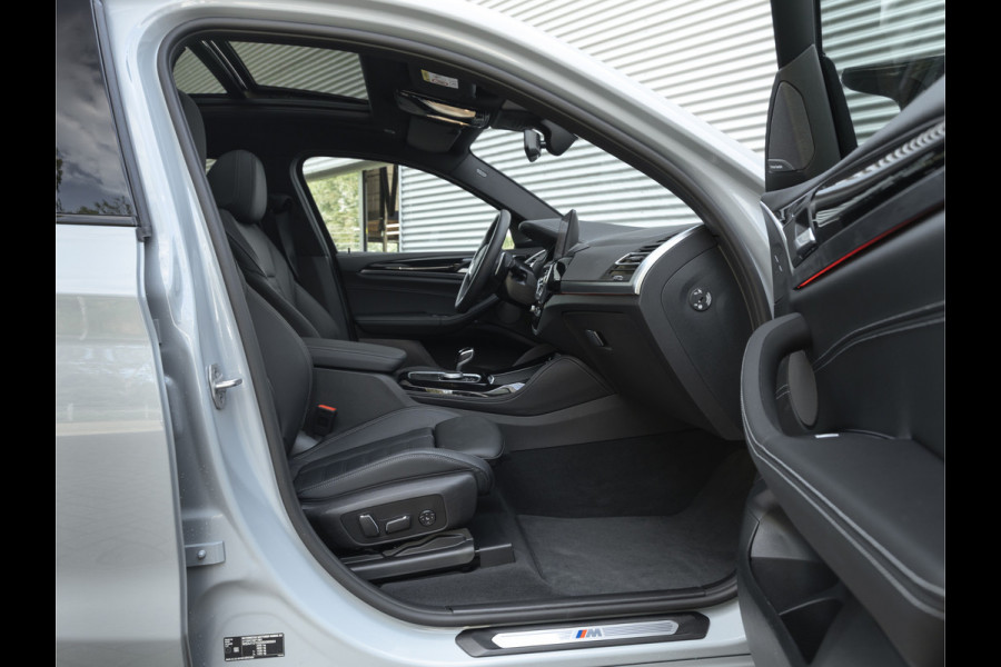 BMW X4 M40i - Pano - Trekhaak - Driving Ass Prof - Head-up - Harman Kardon