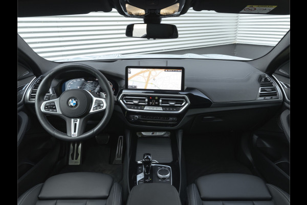 BMW X4 M40i - Pano - Trekhaak - Driving Ass Prof - Head-up - Harman Kardon