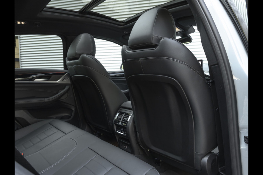BMW X4 M40i - Pano - Trekhaak - Driving Ass Prof - Head-up - Harman Kardon
