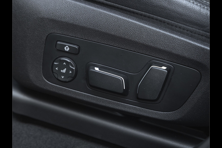 BMW X4 M40i - Pano - Trekhaak - Driving Ass Prof - Head-up - Harman Kardon