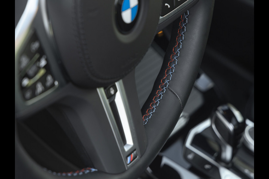 BMW X4 M40i - Pano - Trekhaak - Driving Ass Prof - Head-up - Harman Kardon