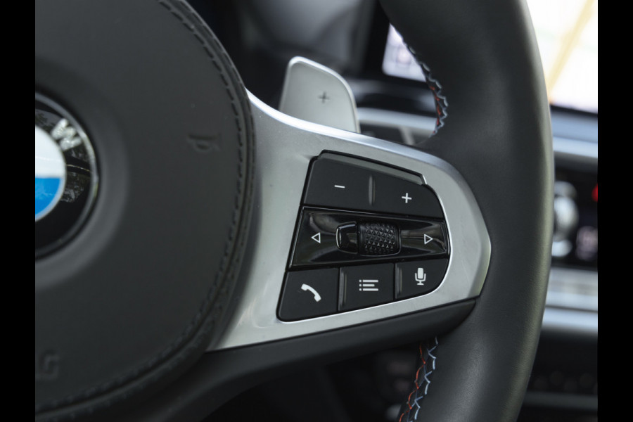 BMW X4 M40i - Pano - Trekhaak - Driving Ass Prof - Head-up - Harman Kardon